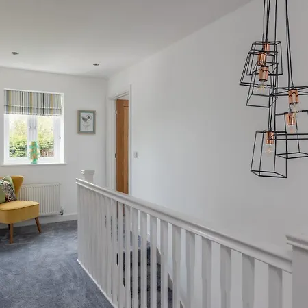 The Paddock * גיסבורו