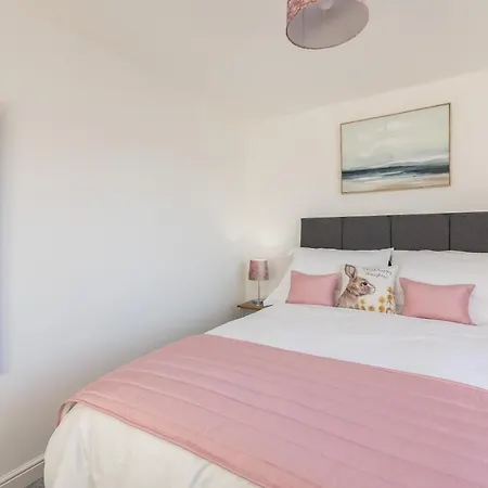 بيت للعطل The Paddock *