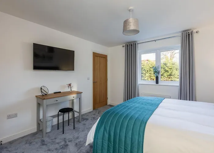 The Paddock * Guisborough