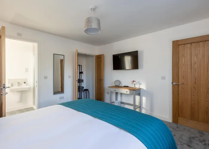 The Paddock * Guisborough